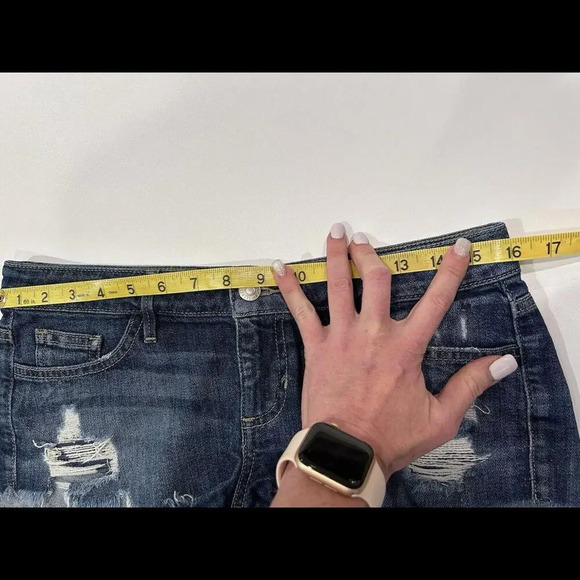 WOMEN'S GUESS CUT OFF DISTRESSED DENIM JEANS SHORTS Dark Blue Sz 26 Stretch Low - Picture 8 of 8